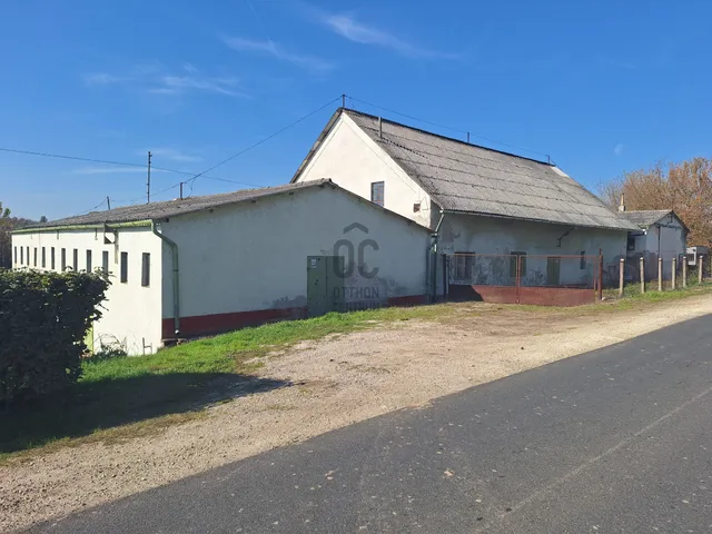 Eladó mezőgazdasági ingatlan Öreglak 815 nm