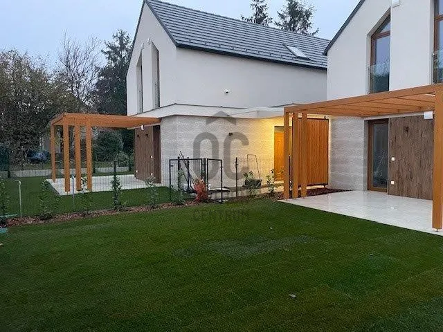 Eladó lakás Balatonszárszó 77 nm