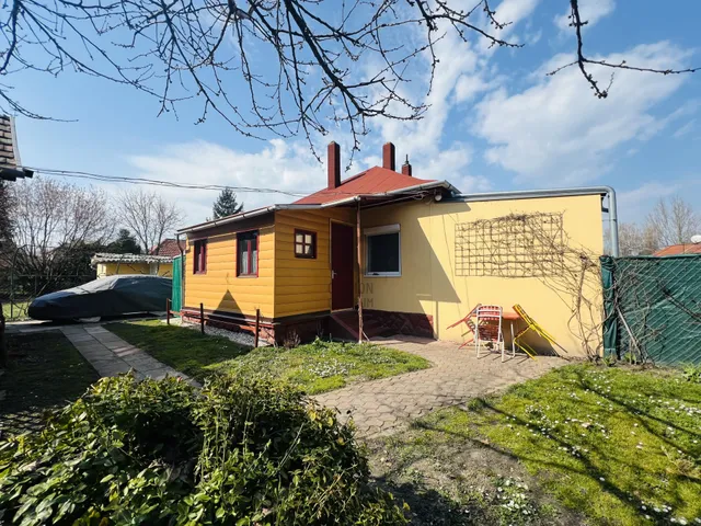 Eladó nyaraló Balatonföldvár 49 nm