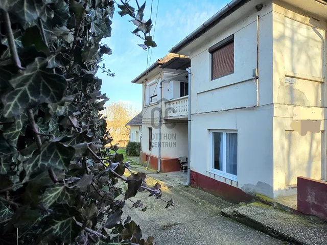 Eladó üdülő és hétvégi ház Balatonföldvár 32 nm