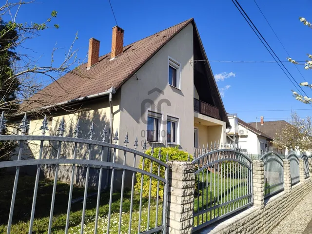 Eladó ház Balatonszentgyörgy 212 nm