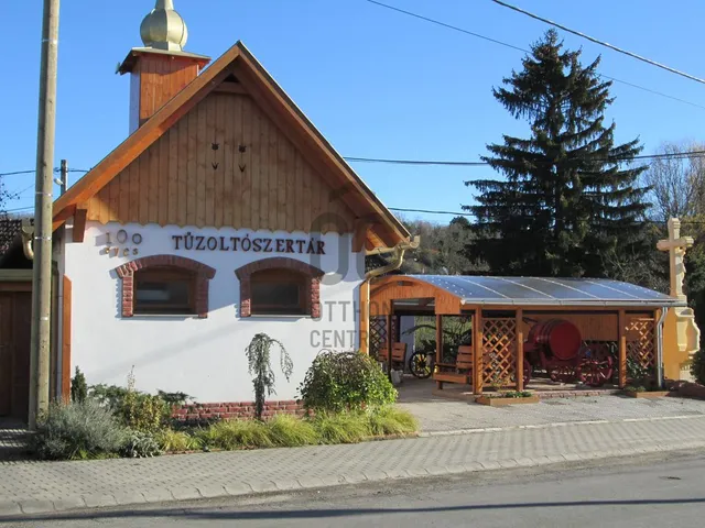 Eladó telek Gyugy 2101 nm