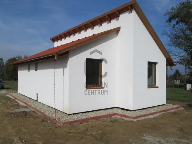 Eladó nyaraló Balatonszárszó 263 nm