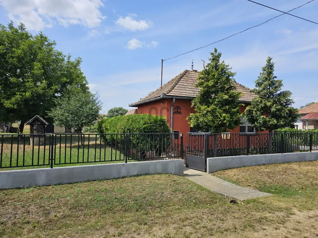 Eladó ház Szőlősgyörök 80 nm