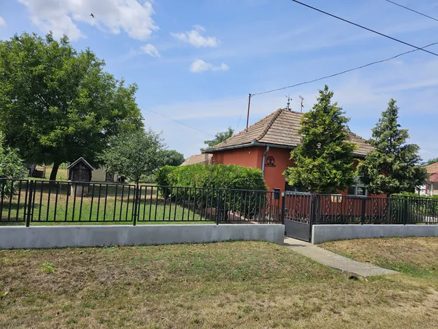 Eladó ház Szőlősgyörök 80 nm
