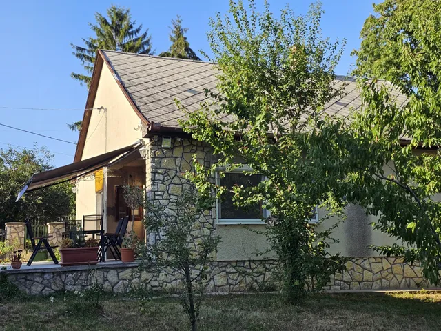 Eladó ház Karád 69 nm