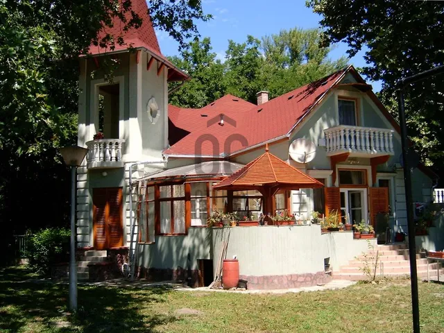 Eladó ház Balatonszemes 680 nm