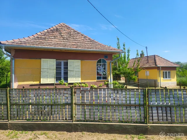 Eladó ház Tiszatardos 80 nm