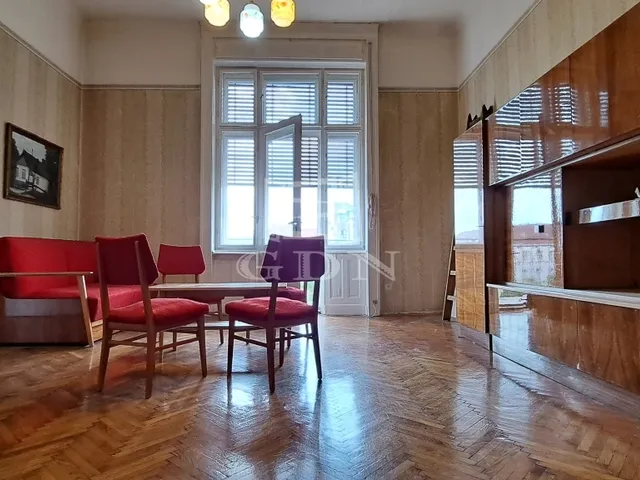 Eladó lakás Budapest VI. kerület 70 nm