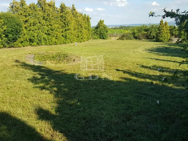 Eladó telek Balatonfüred 2182 nm