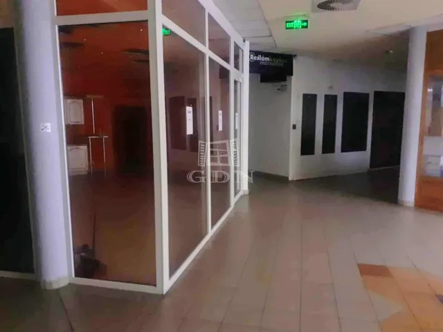 Eladó kereskedelmi és ipari ingatlan Gyenesdiás 37 nm