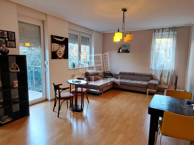 Eladó lakás Budapest X. kerület 67 nm