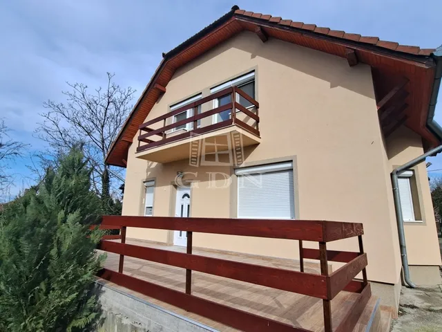 Eladó ház Mogyoród 103 nm