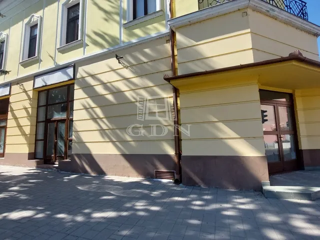 Kiadó kereskedelmi és ipari ingatlan Marcali 184 nm