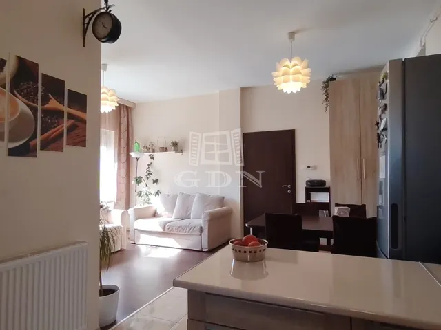 Eladó ház Budapest XVI. kerület, Sashalom 103 nm