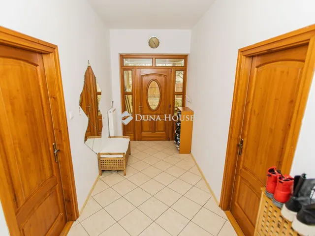 Eladó ház Jászberény 217 nm