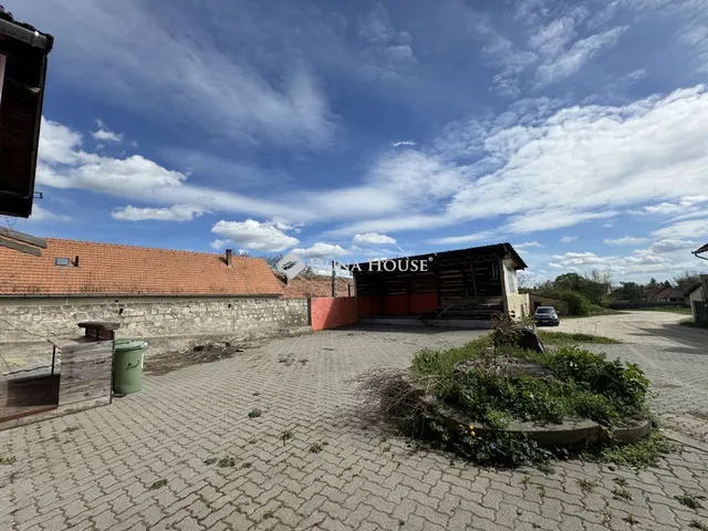 Eladó telek Perbál 1538 nm