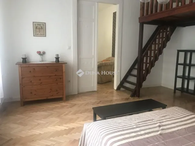 Eladó lakás Budapest VIII. kerület, Baross utca 82 nm