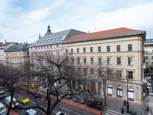 Eladó lakás Budapest VI. kerület 137 nm