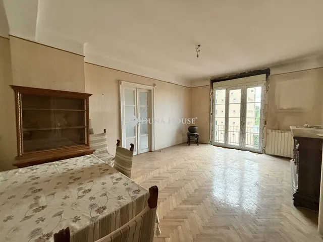 Eladó lakás Budapest II. kerület 74 nm