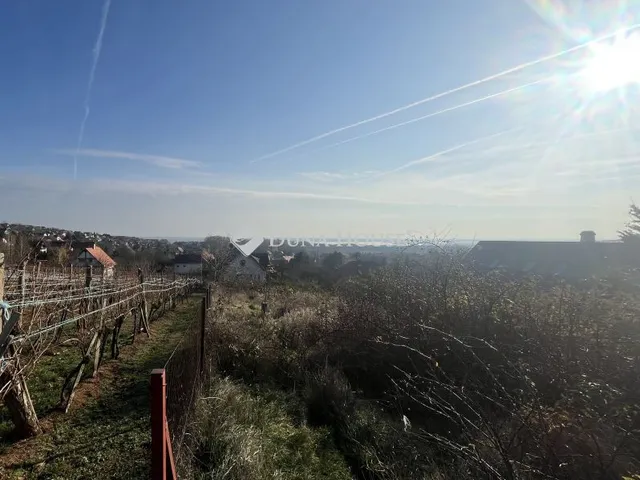 Eladó telek Sukoró, Gyümölcs utca 1050 nm