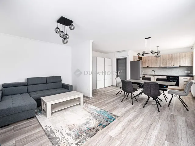 Eladó ház Budapest XVIII. kerület 274 nm