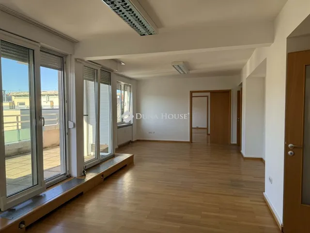 Kiadó lakás Budapest XII. kerület, Dolgos utca 186 nm