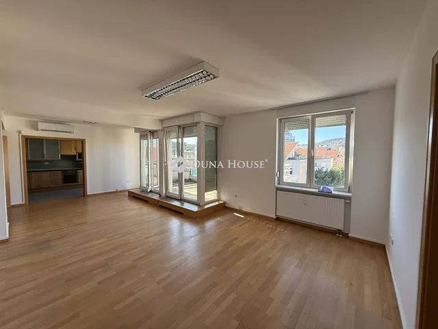 Kiadó lakás Budapest XII. kerület, Dolgos utca 186 nm