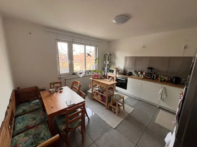 Eladó lakás Vác 105 nm