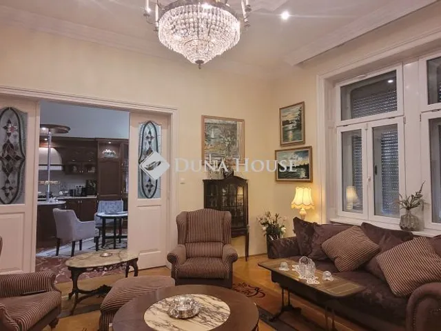 Eladó lakás Budapest VI. kerület, Teréz körút 121 nm