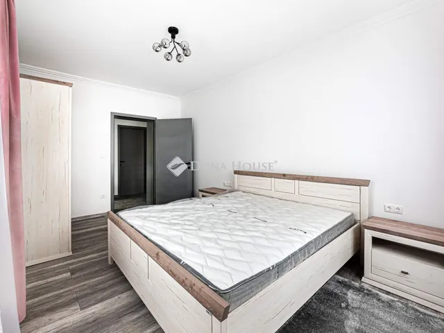 Kiadó lakás Budapest XVIII. kerület, Szent László utca 99 nm