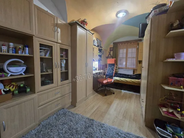 Eladó lakás Sopron, Belváros, Szeder utca 61 nm