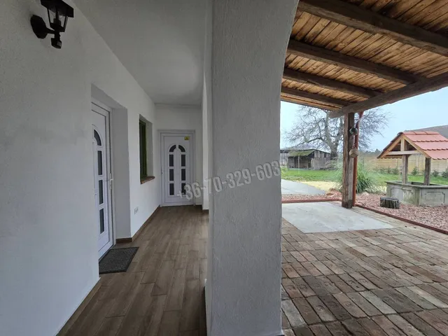 Eladó ház Agyagosszergény 135 nm