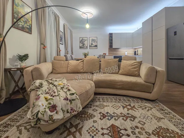 Eladó lakás Sopron, Belváros 79 nm