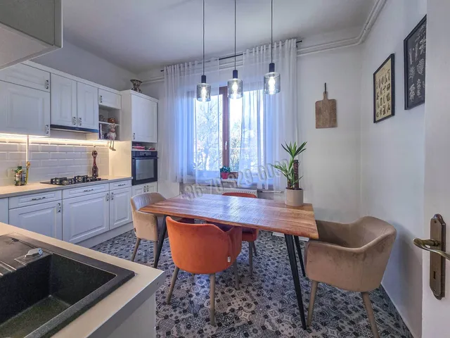 Eladó lakás Sopron, Belváros 130 nm