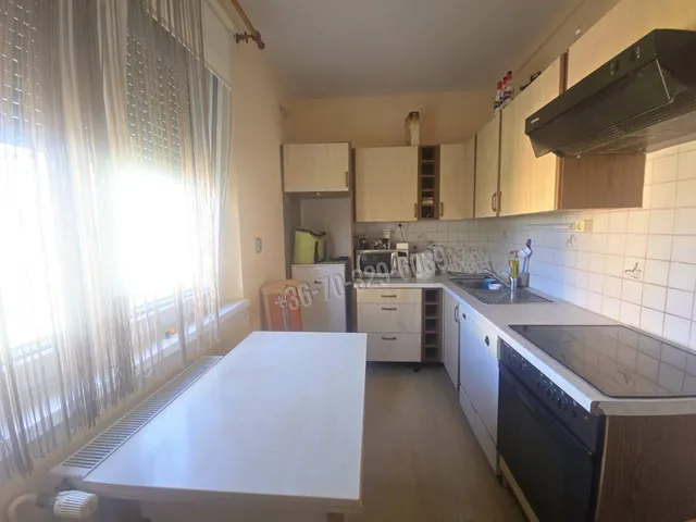 Eladó lakás Sopron, Jereván-lakótelep 49 nm
