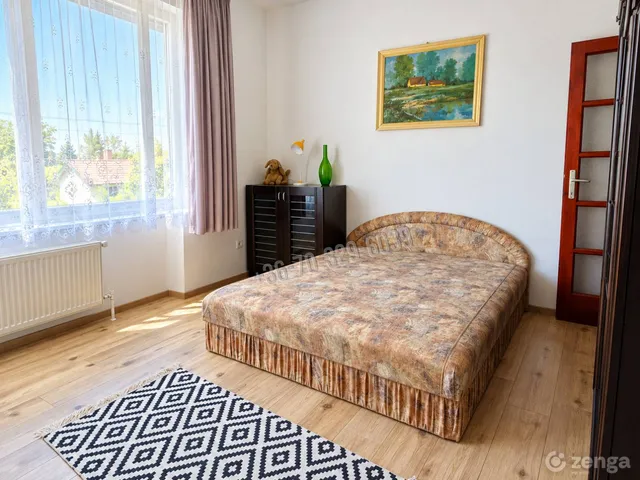 Eladó ház Fertőszéplak 300 nm