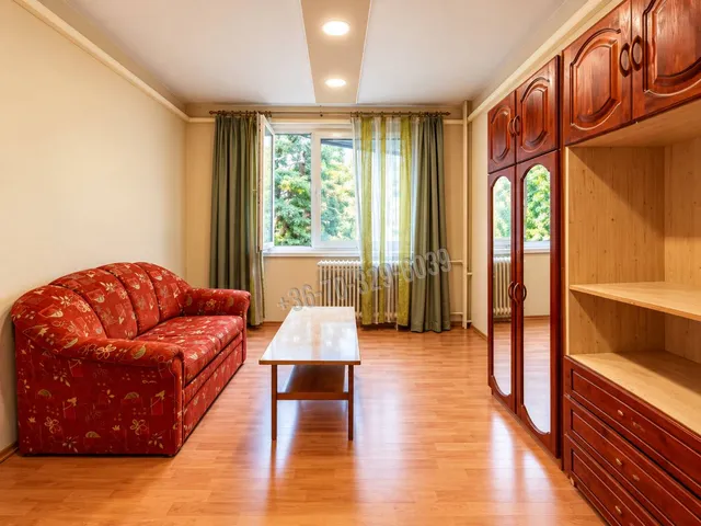 Eladó lakás Sopron, Jereván-lakótelep 65 nm
