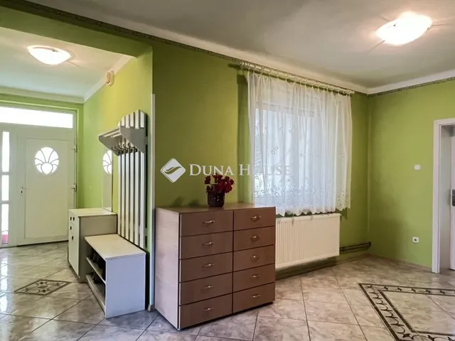 Eladó ház Füzesabony 355 nm