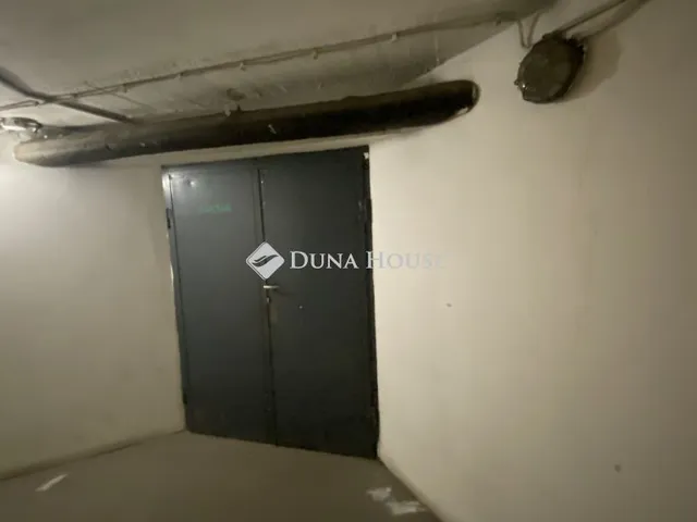Eladó kereskedelmi és ipari ingatlan Budapest VII. kerület, Garay utca 9 nm