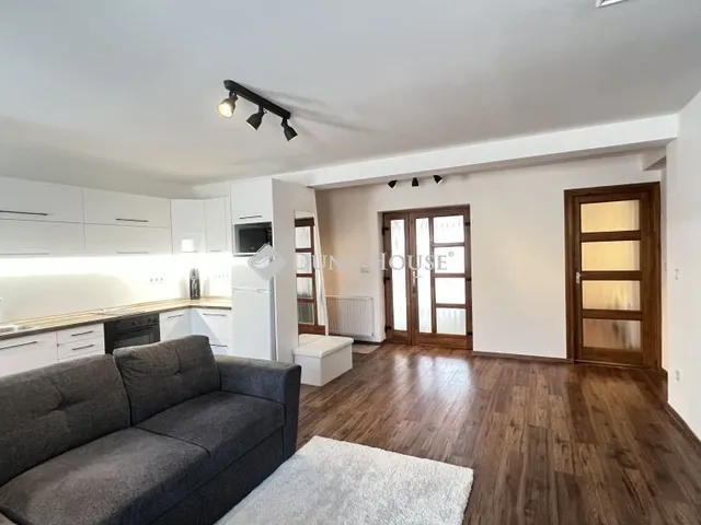 Eladó ház Eger 70 nm