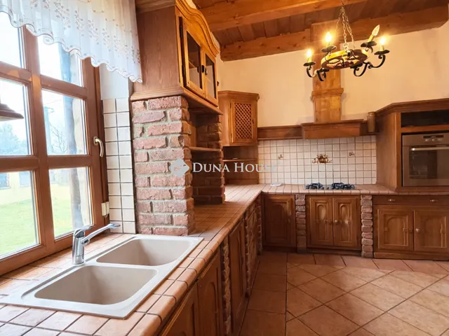 Eladó ház Szilvásvárad 340 nm