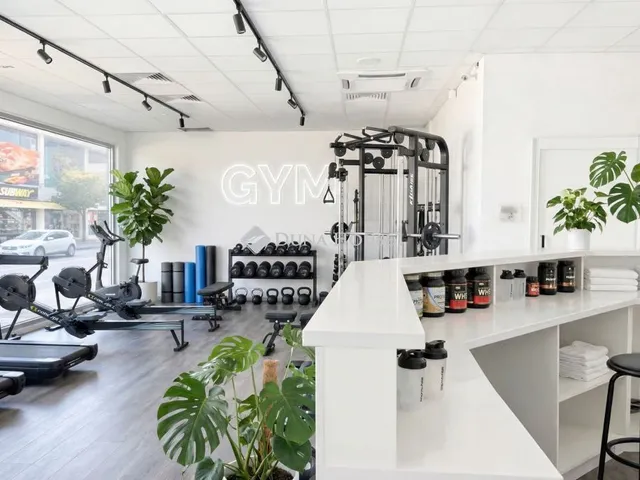 Eladó kereskedelmi és ipari ingatlan Miskolc 310 nm