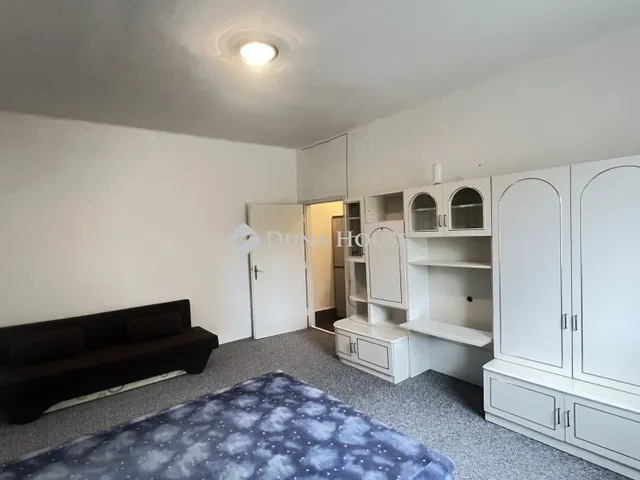 Eladó lakás Egercsehi 37 nm