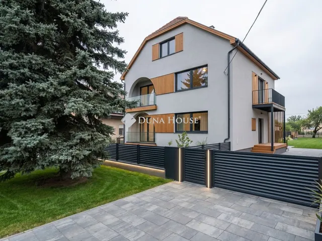 Eladó ház Verpelét 219 nm