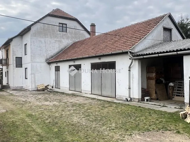 Eladó ház Verpelét, Széchenyi István út 219 nm