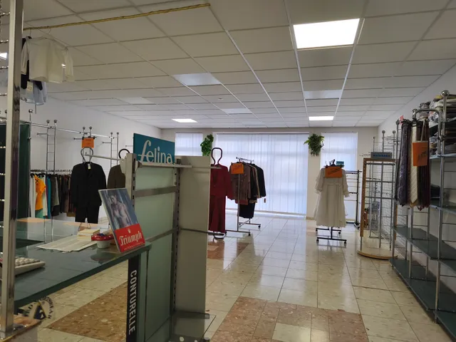 Eladó kereskedelmi és ipari ingatlan Lenti, Kossuth út  154 nm