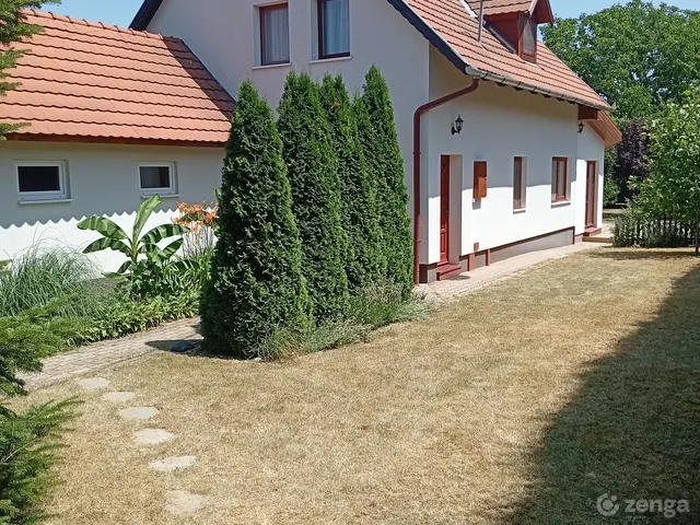 Eladó ház Érd, Fenyves-Parkváros 137 nm