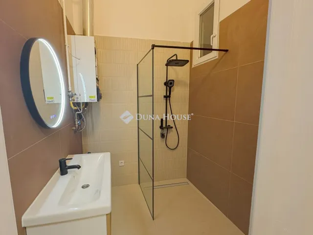 Eladó lakás Budapest VII. kerület, Klauzál utca 67 nm