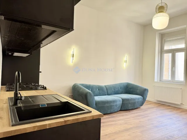 Eladó lakás Budapest VI. kerület 59 nm